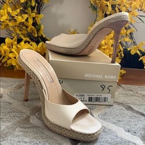 Michael Kors Open Toe sandal